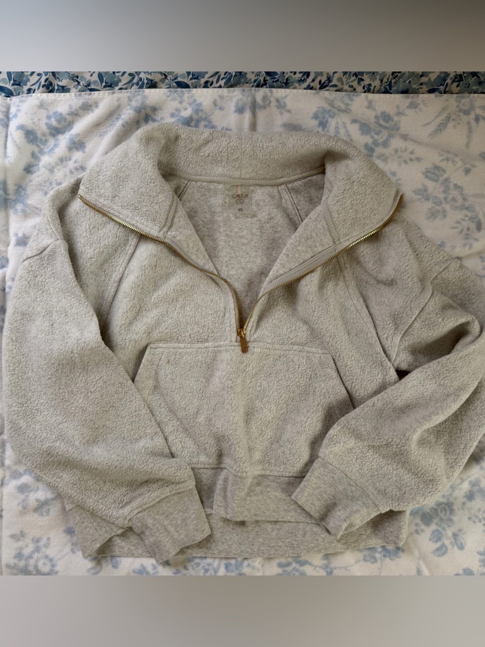 Cozy Half-Zip Sherpa Pullover Hoodie - Light Gray